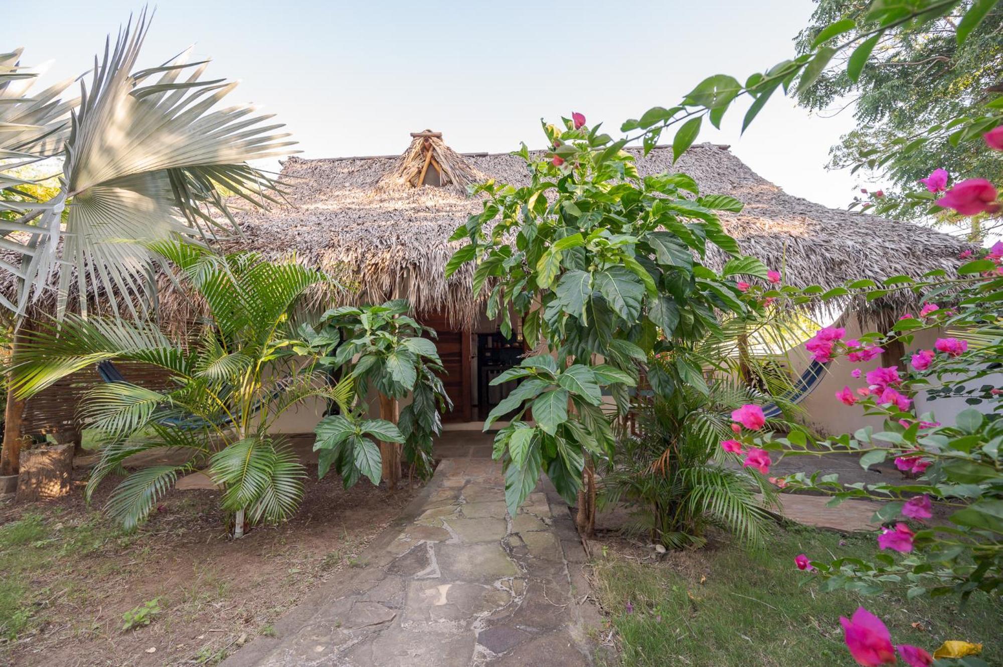 Twoten° Surf Home Popoyo Exterior photo